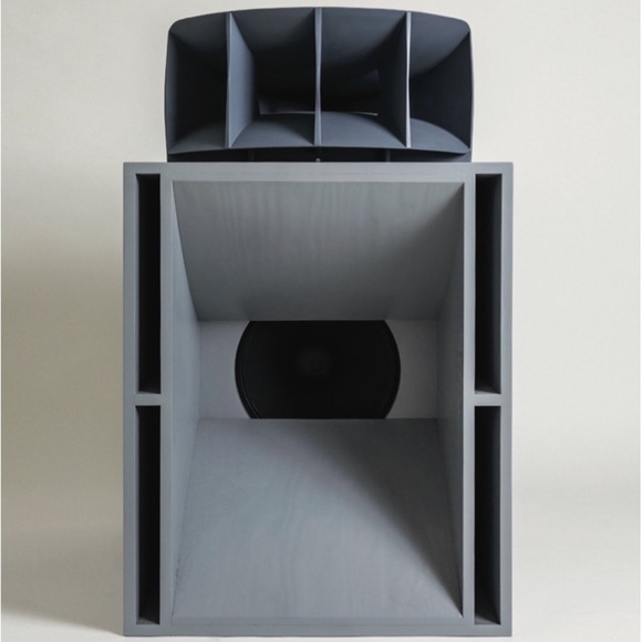 Meet your Posher, Josh - Picture 8 of 16